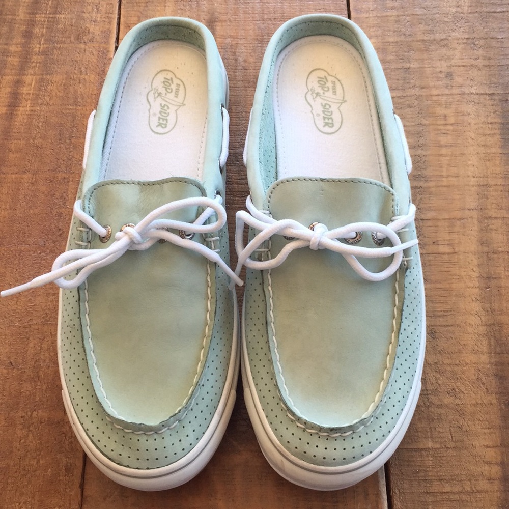 Sperry Topsider shoes. Size 9